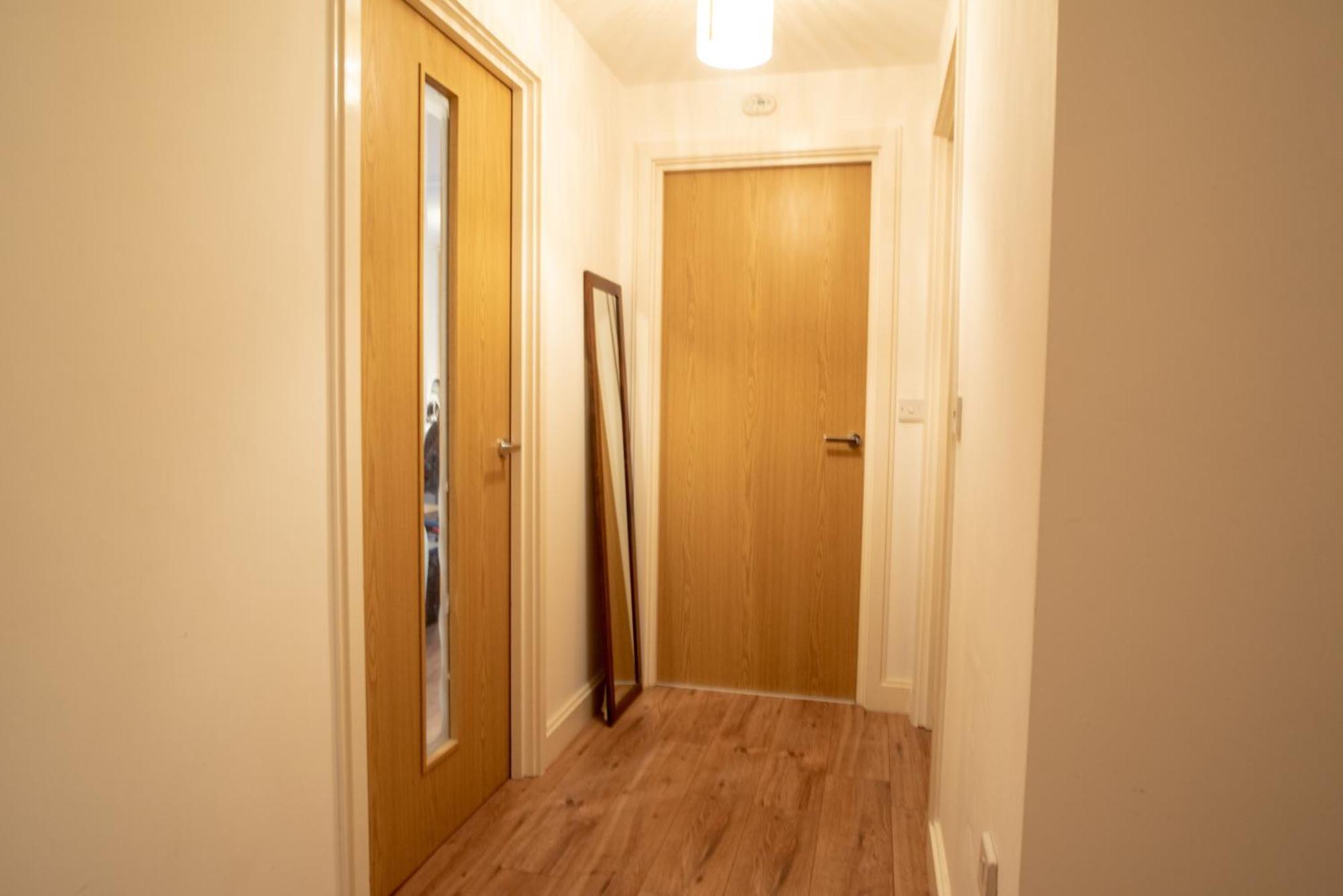 Spacious 1 Bed Apartment With Workspace, Coffee & Free Secure Parking Бірмінгем Екстер'єр фото